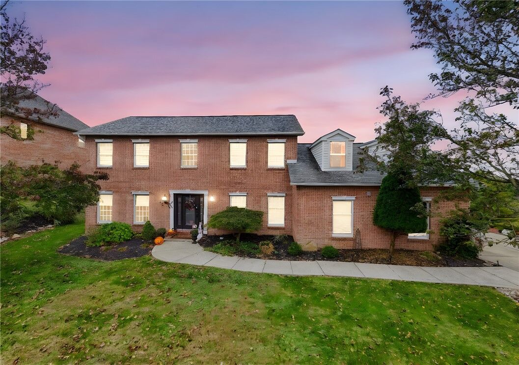 Property Photo:  15 Penntowne Drive  PA 15642