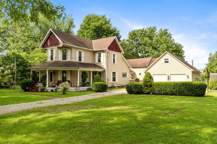 Property Photo: 313 N Franklin Street OH 43344