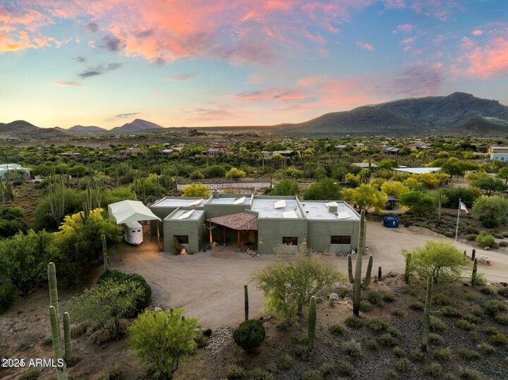 5730 E Cielo Run N  Cave Creek AZ 85331 photo