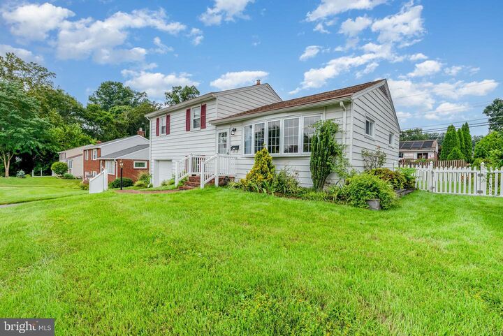 Property Photo: 2004 Rollingwood Road MD 21228