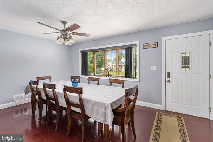 Property Photo: 25 Toby Lane NJ 08620