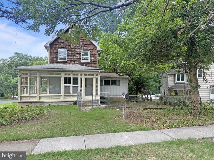 Property Photo:  139 Albany Avenue  NJ 08007 