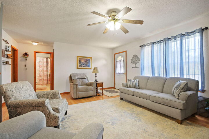 Property Photo:  1370 Lyric Ct  MO 65233 