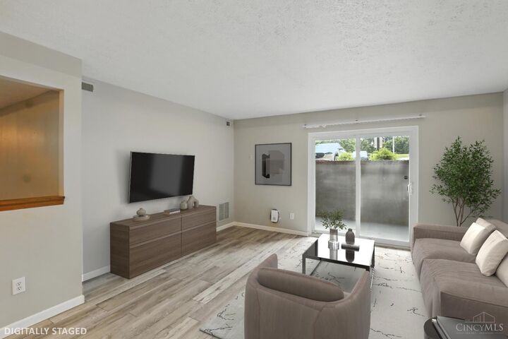 Property Photo:  5759 Hanley Close  OH 45150 