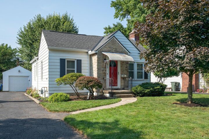 555 Richards Road  Columbus OH 43214 photo