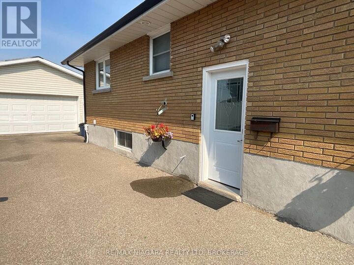 Property Photo: 136 Clarke Street Lower ON L3K 2G3