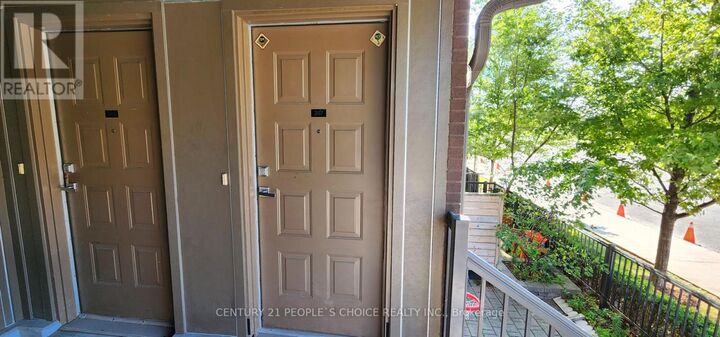Property Photo:  639 Lawrence Avenue West 207  ON M6A 1A9 