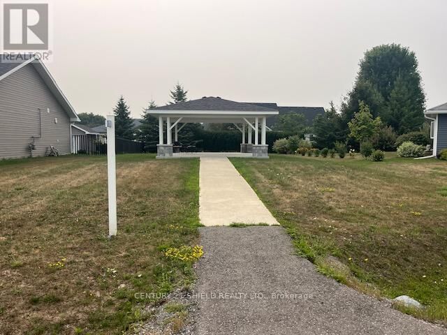 Photo de la propriété:  10718 West End Terrace  ON K0E 1K0 