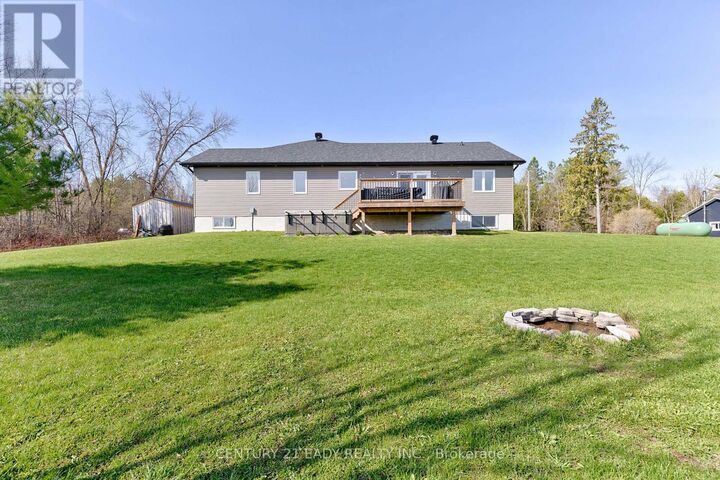 Property Photo:  432 Early Road  ON K7V 3Z4 