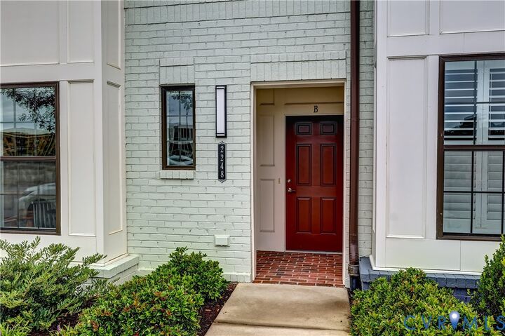 Property Photo:  2248 Libbie Lake West Street A  VA 23230 