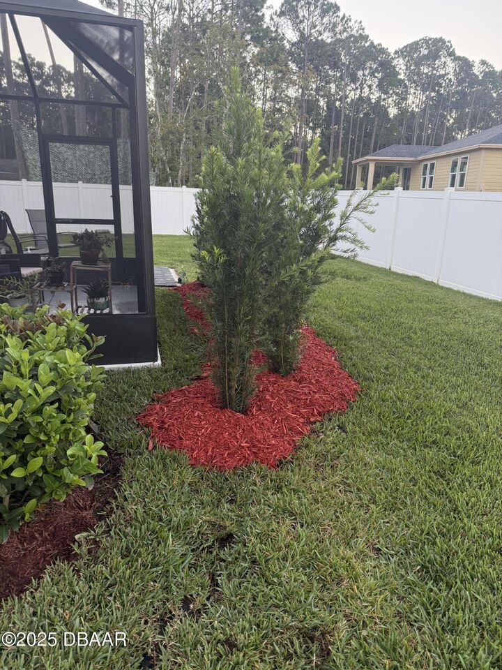 Property Photo: 44 Llewellyn Trail FL 32164