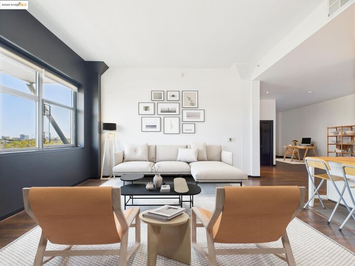 Property Photo: 1001 46th St 503 CA 94608