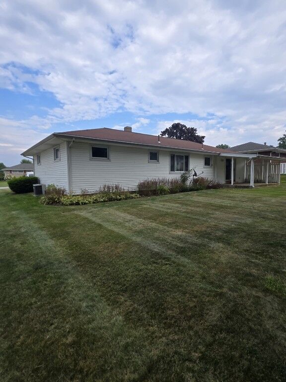Property Photo: 3514 Fountain Way PA 16506