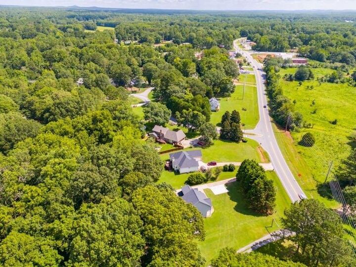 Property Photo:  328 N Hwy 113 N  GA 30117 