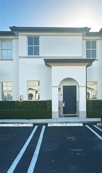 8197 W 36th Ave  Hialeah FL 33018 photo