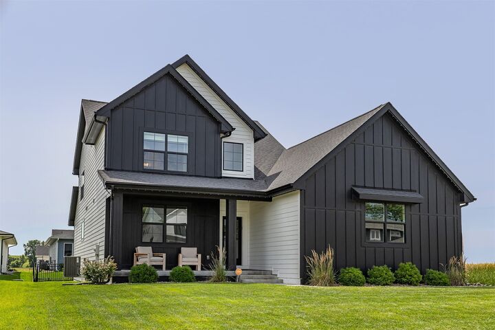 11090 Brookdale Drive  West Des Moines IA 50266 photo