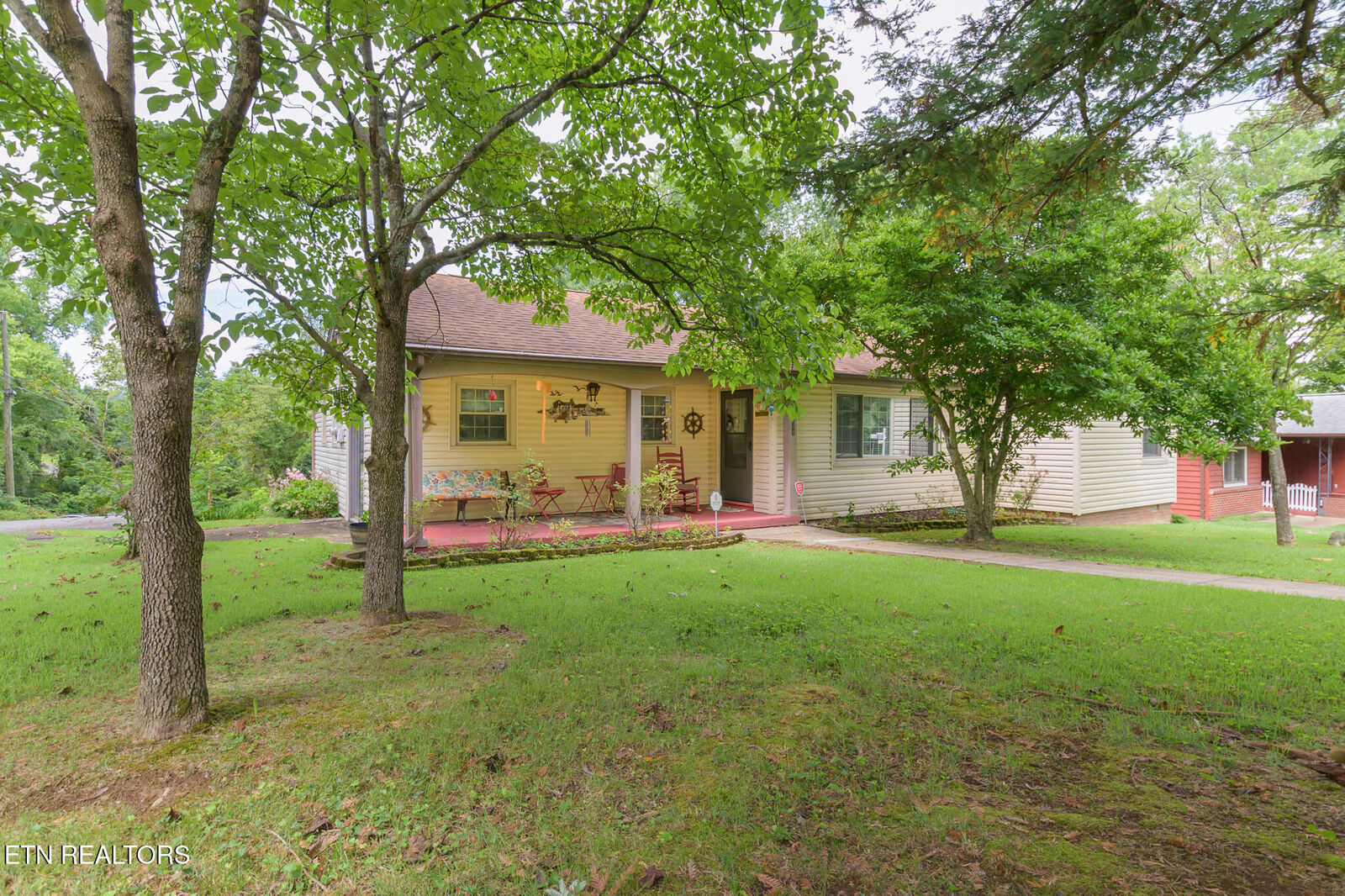 Property Photo:  6111 Manchester Rd  TN 37920 