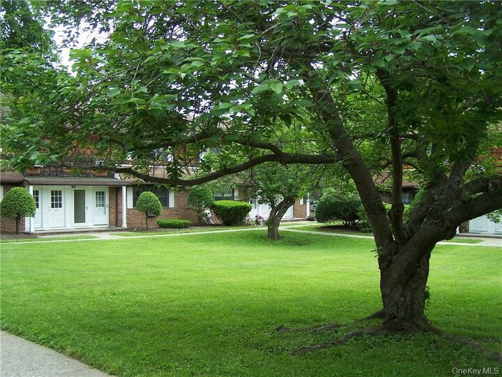 Property Photo:  117 Park Lane  NY 10990 