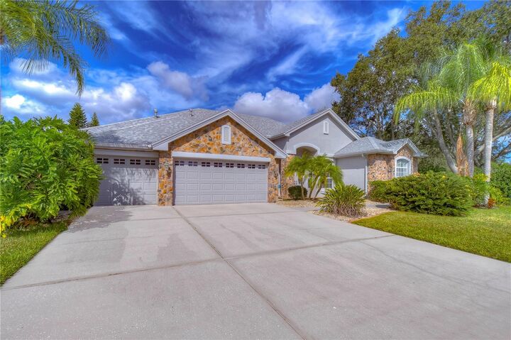 Property Photo:  2151 Edelweiss Loop  FL 34655 
