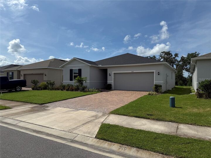Property Photo: 3555 74th Avenue Circle E FL 34243