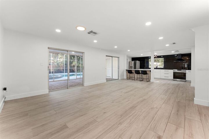 Property Photo:  103 Orange Avenue  FL 34769 