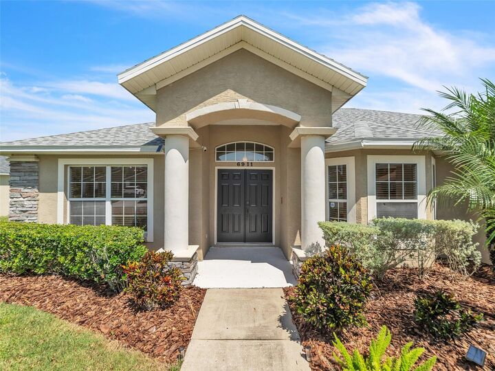 Property Photo: 6911 Shimmering Drive FL 33813