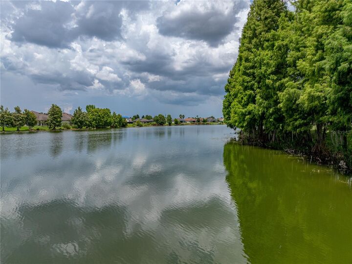 Property Photo: 5536 Huron Way FL 33805