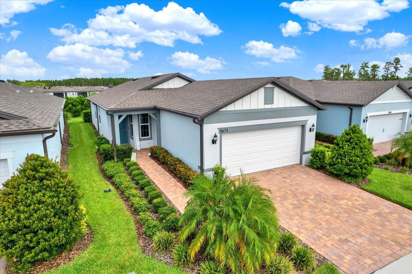 Property Photo:  5673 Bay Tide Court  FL 34638 