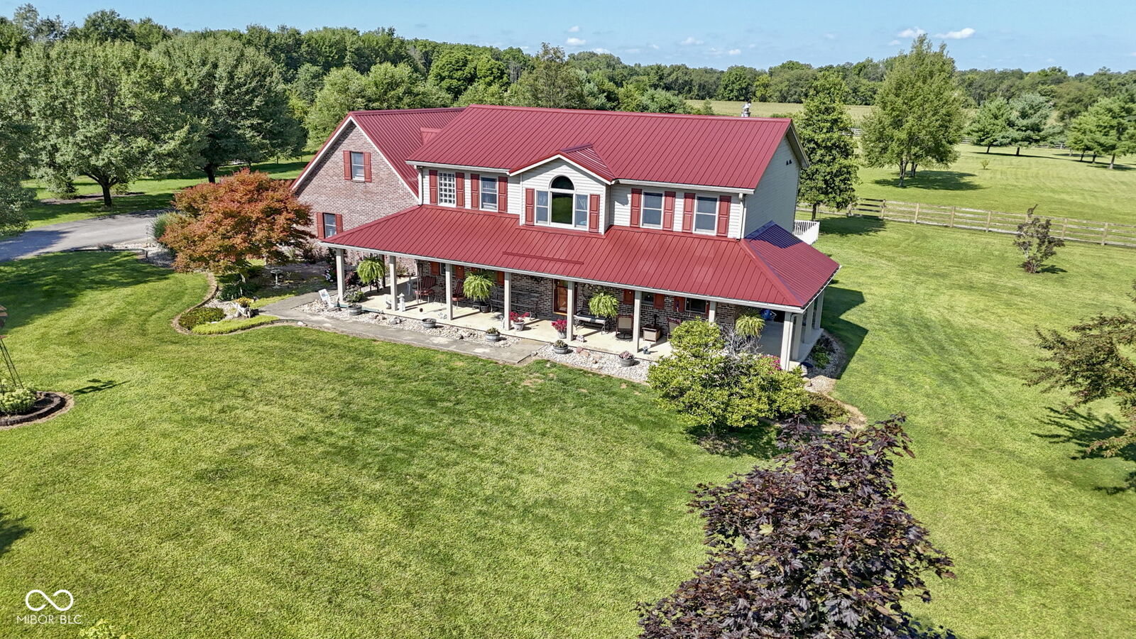 Property Photo: 10113 S 250 W IN 46064