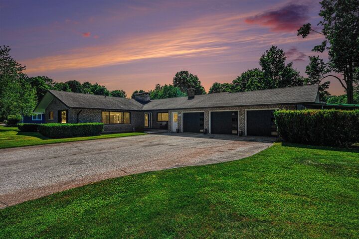 Property Photo:  1010 East Street  MI 49093 