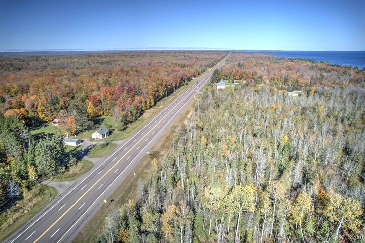 Property Photo:  12185 N US 41 Highway  MI 49958 