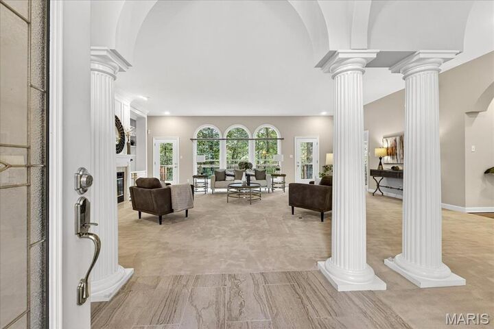 Property Photo:  528 Clover Leaf Hill Court  MO 63040 