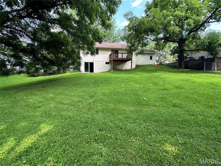 Property Photo:  807 Corey Court  MO 63385 