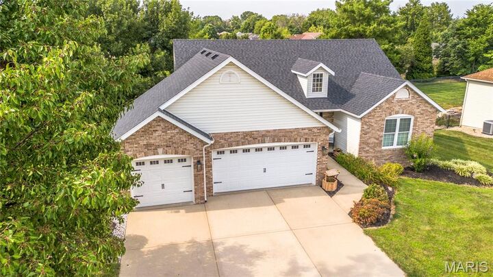 Property Photo: 2549 Spyglass Court IL 62025