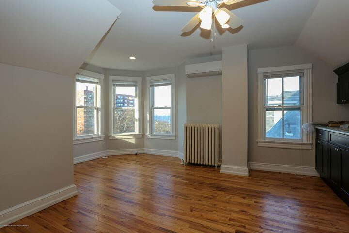 Property Photo:  6 3rd Avenue 5  NJ 07716 