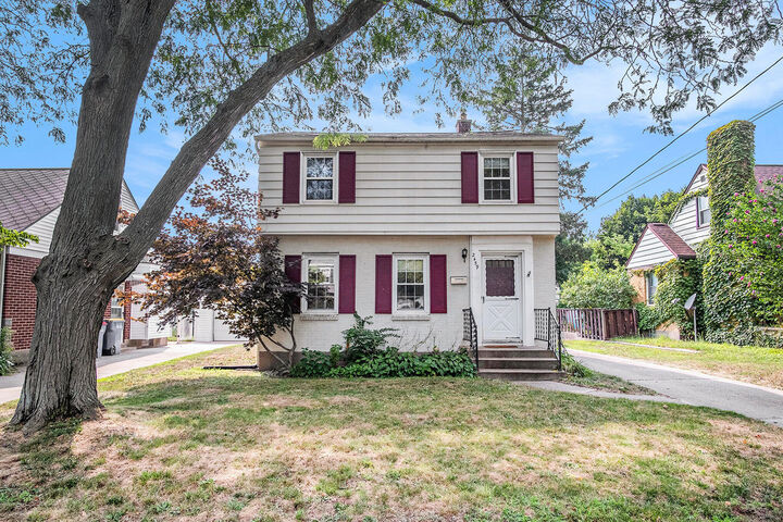 Property Photo: 2459 Blaine Avenue SE MI 49507