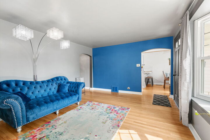 Property Photo:  4445 Wisconsin Avenue  IL 60402 