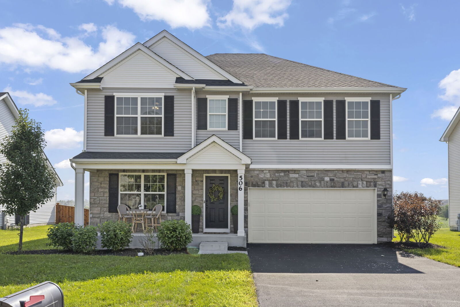Property Photo:  506 Silver Falls Street  IL 60431 