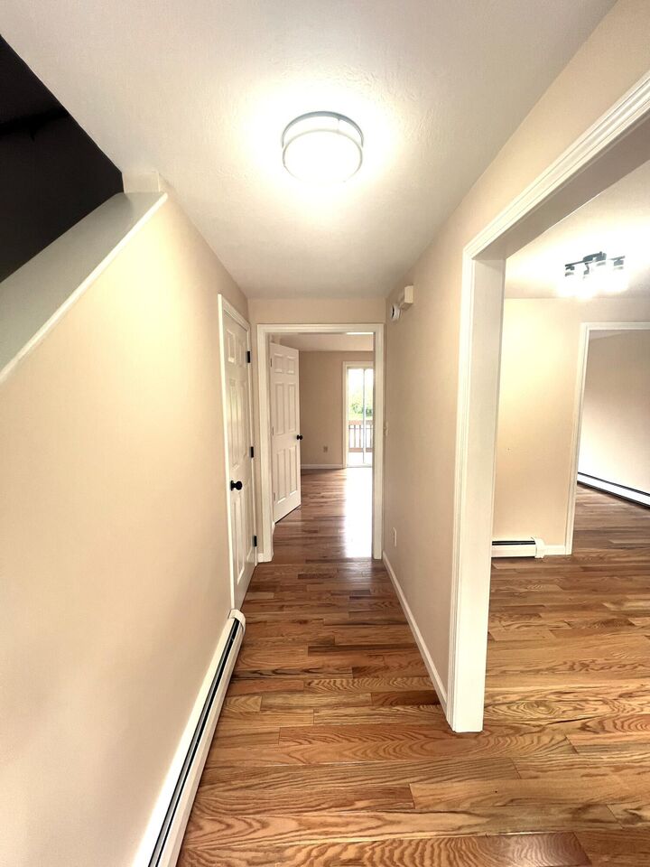 Property Photo: 162 Beach Street 2 ME 04072