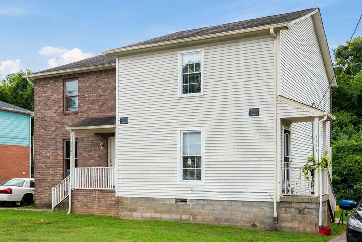 Property Photo: 1709 Westchester Dr TN 37207