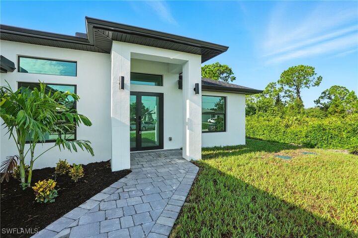 2607 38th Street SW  Lehigh Acres FL 33976 photo