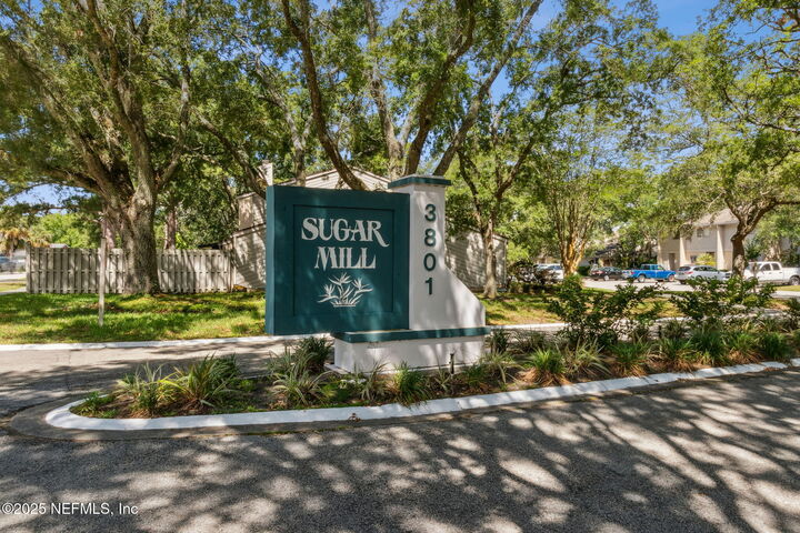 3801 Crown Point Road 3114  Jacksonville FL 32257 photo