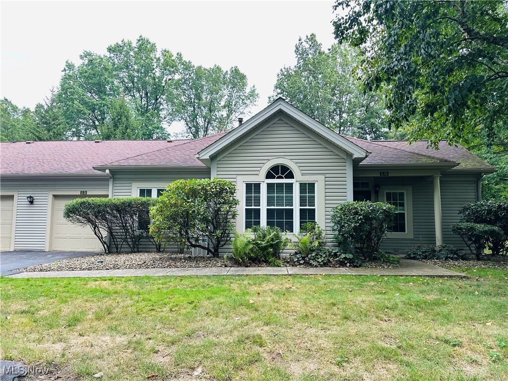 Property Photo:  15 Woodland Chase Boulevard (15)  OH 44446 