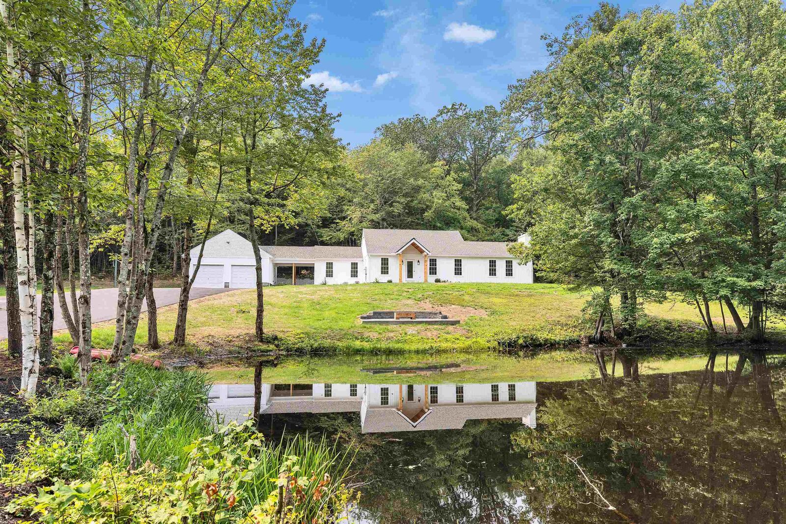 Property Photo:  94 Main Street  NH 03461 