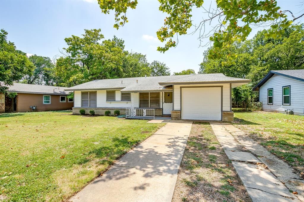 Photo de la propriété:  5454 McConnell Drive  TX 76134 
