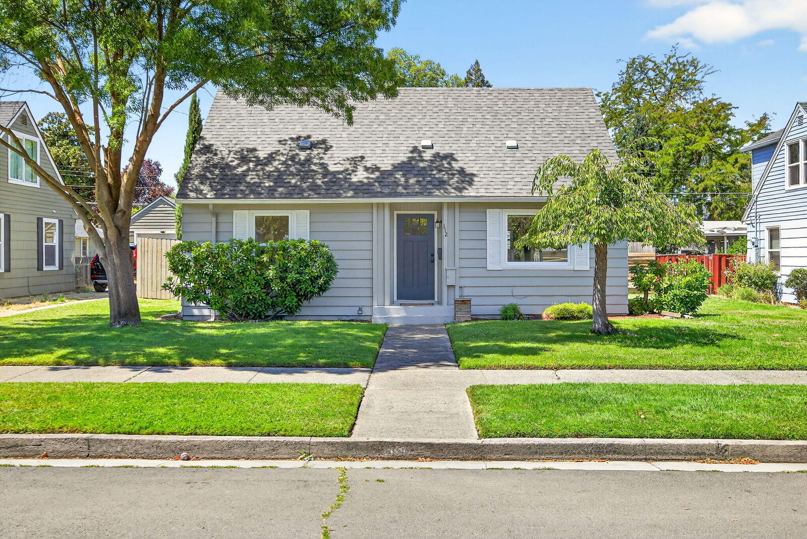 Property Photo:  112 Washington Street  OR 97501 