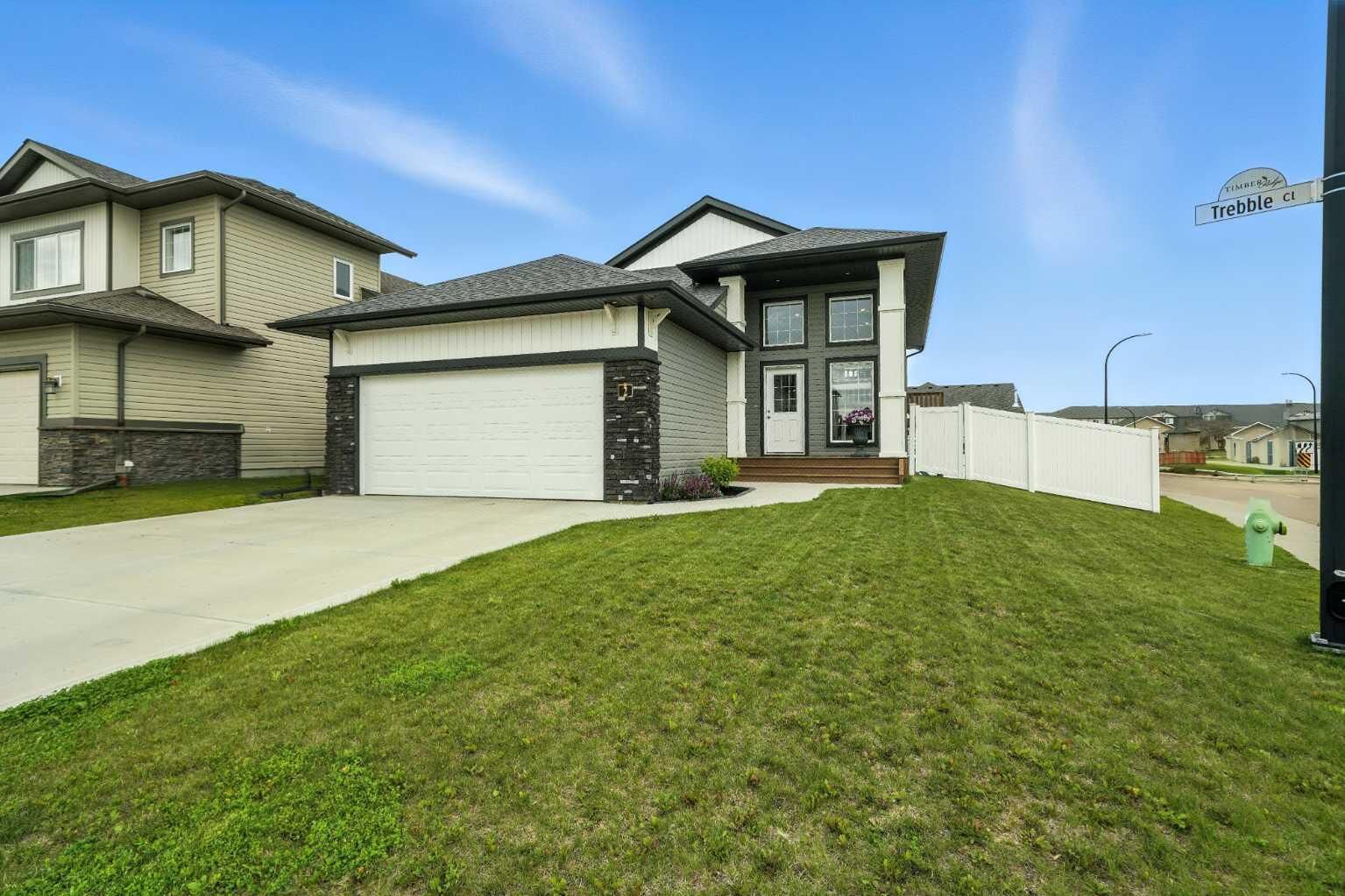 Property Photo: 2 Trebble Close AB T4P 0W6