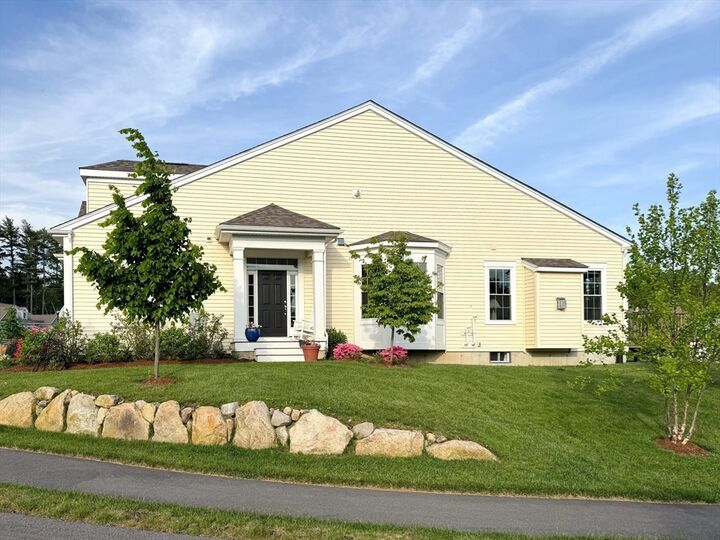 Property Photo:  104 Brooksmont Dr 104  MA 01746 