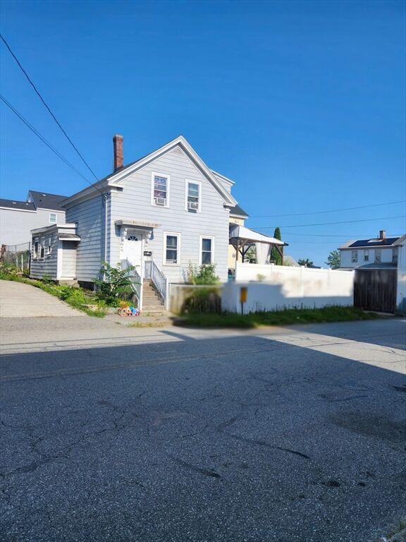Property Photo:  196 School St  MA 01854 