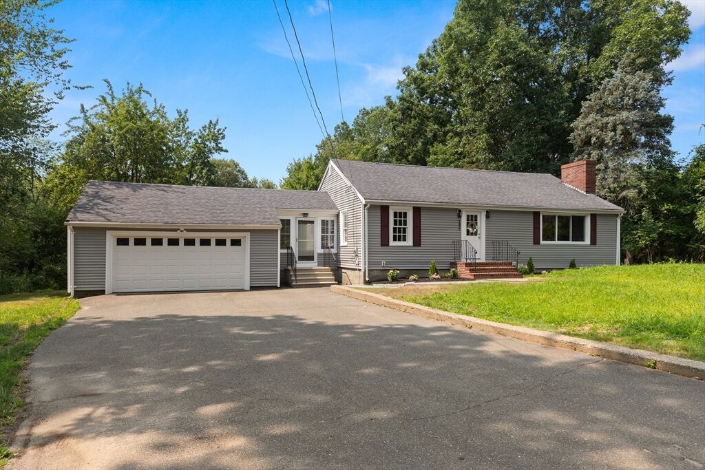 Property Photo:  137 High Street  MA 01983 
